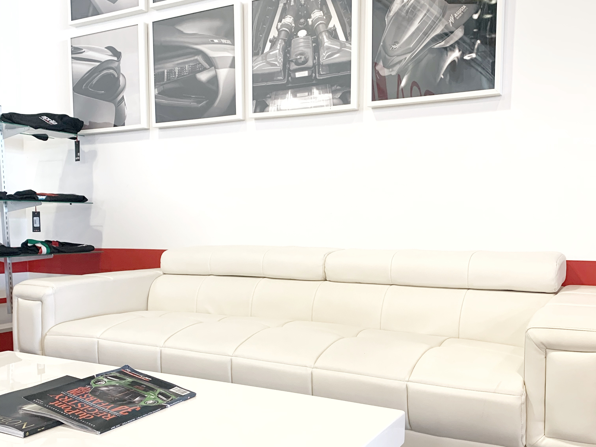 ROSSO CORSA SHOWROOM ROSSO CORSA SHOWROOM